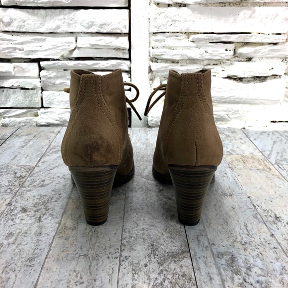Mia Shawna Suede Lace Up Stacked Heel Boot - Picture 4 of 8